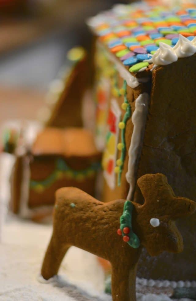 Making a Gingerbread Replica of Your Home - Souly Rested