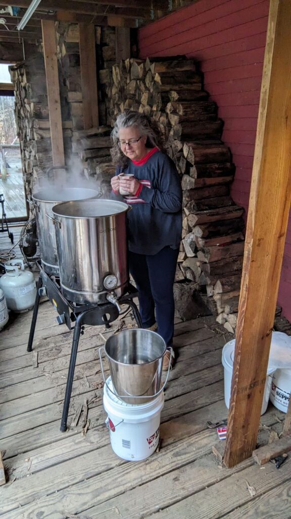 boiling maple syrup, how to make maple syrup