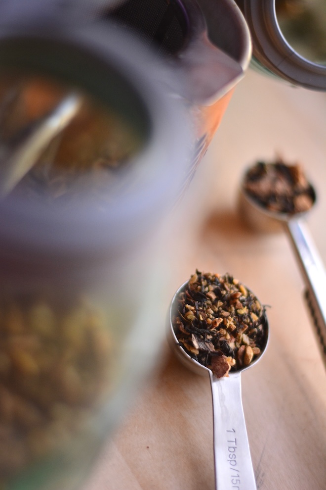 how to make tea blends with the best ingredients